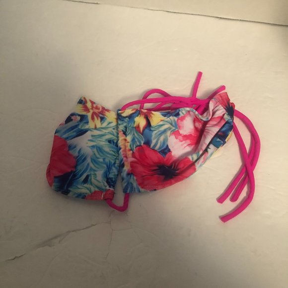 Bikini Pink Floral Halter High Waist Two Piece Swimtsuit New in Package Size S - Picture 5 of 7